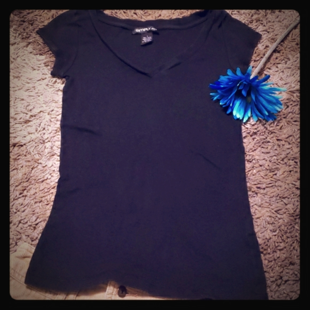 'SIMPLY ...bye' Black V-Neck shirt